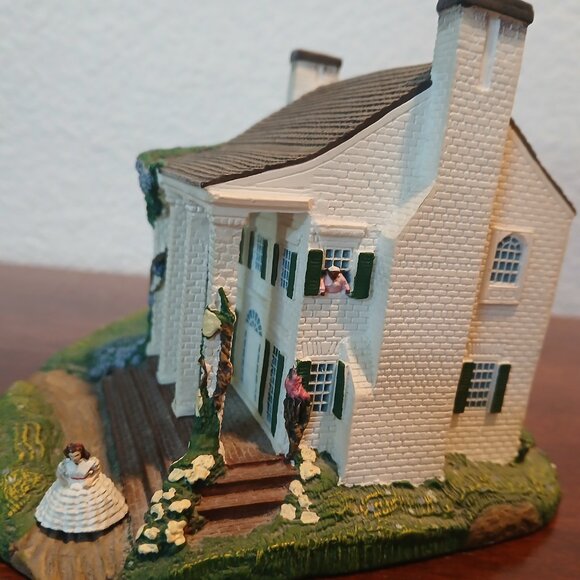 Gone With The Wind "Tara.. Scarletts Pride" Numbered Figurine - Picture 3 of 6